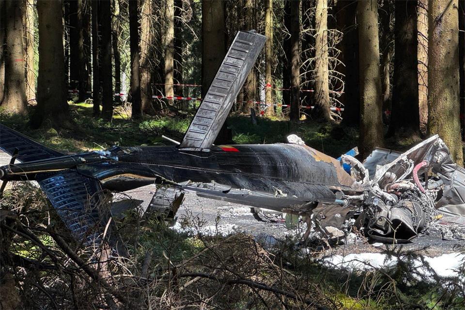 Der Pilot soll vor dem Absturz ein Hindernis gestreift haben. (Archivbild)Stephan Fricke/News5/dpa