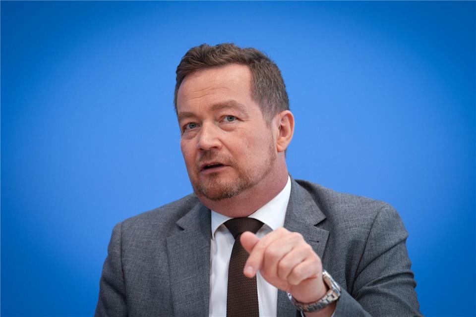 Der Polizeibeauftragte des Bundes, Grötsch, verzeichnet eine starke Zunahme der Eingaben.Soeren Stache/dpa