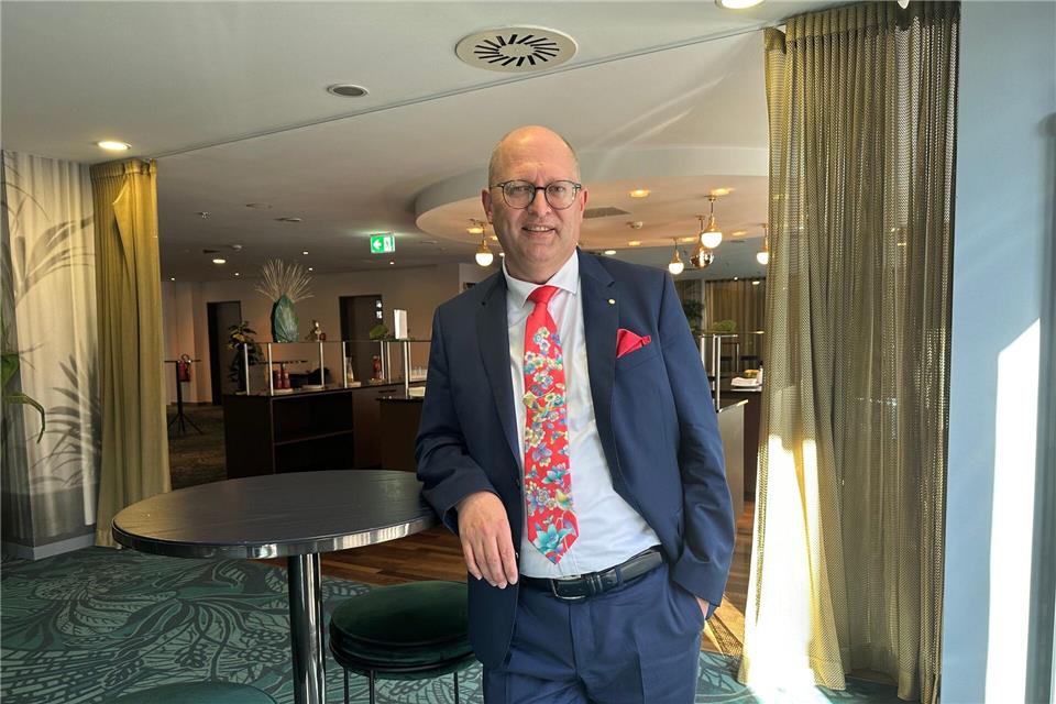 Der Präsident des Deutschen Lehrerverbandes, Stefan Düll, wünscht sich eine gesellschaftliche Debatte über Kindererziehung und die Verantwortung von Eltern, Politikerinnen und Politikern sowie Influencern als Vorbilder. (Archivfoto)Jörg Ratzsch/dpa