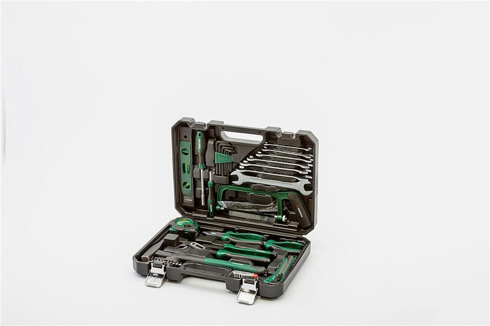 Der Preis-Tipp im Test: Der Werkzeugkoffer von Parkside (64 Piece Set 100376890) kostet rund 45 Euro und bekam die Gesamtnote 2,1. Michael Müller-Münker/Selbst ist der Mann/dpa-tmn