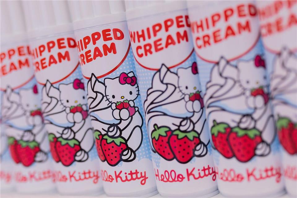 Der Produktpalette von Hello Kitty sind fast keine Grenzen gesetzt. (Foto Archiv)Rolf Vennenbernd/dpa