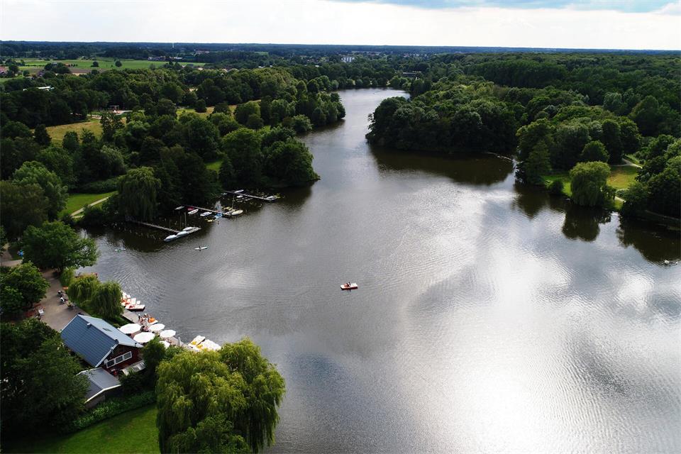 Der Pröbstingsee ist nicht nur als Naherholungsgebiet beliebt, sondern auch als Reiseziel.