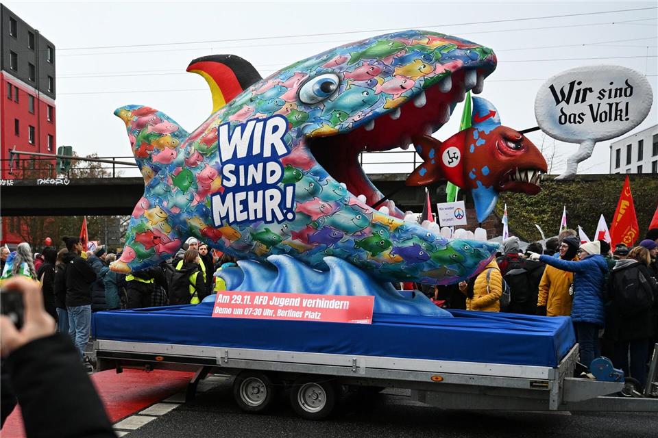 Der Protest gegen die Gründung einer neuen AfD-Jugendorganisation ist vielfältig.Michael Brandt/dpa
