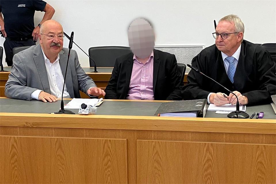 Der Prozess gegen den Mann hatte im Juni begonnen. (Archivbild)Fotoreport-DB/dpa