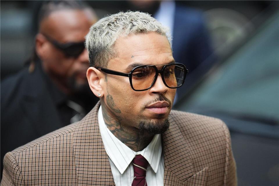 Der R&B-Sänger Chris Brown bekannte sich vor Gericht schuldig. (Archivbild)James Manning/PA Wire/dpa