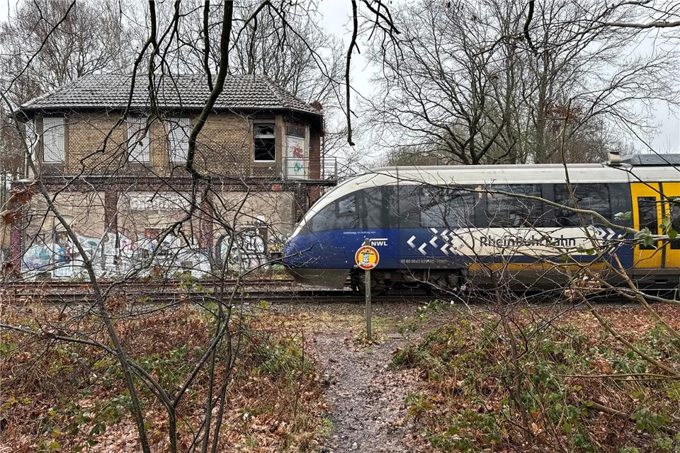 Der RE 14 endet derzeit bereits in Bottrop, weil der Streckenabschnitt Richtung Essen beschädigt ist. Für Bahnfahrer aus Borken gibt es verschiedene Alternativen, je nach Zielort.