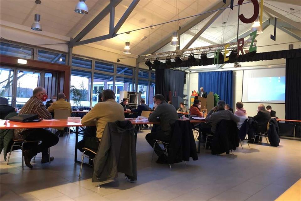 Der Rat hat im Forum der St.-Sebastianschule getagt.