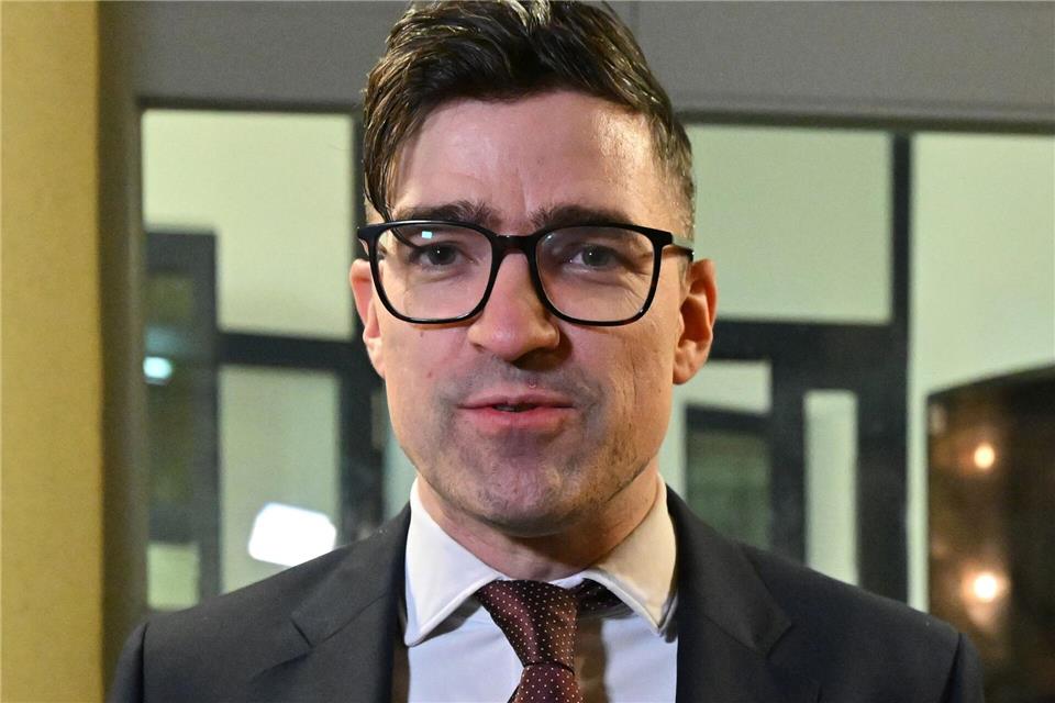 Der Rechtsextremist Martin Sellner wurde im Thüringer Landtag von Vertretern der AfD empfangen. Martin Schutt/dpa