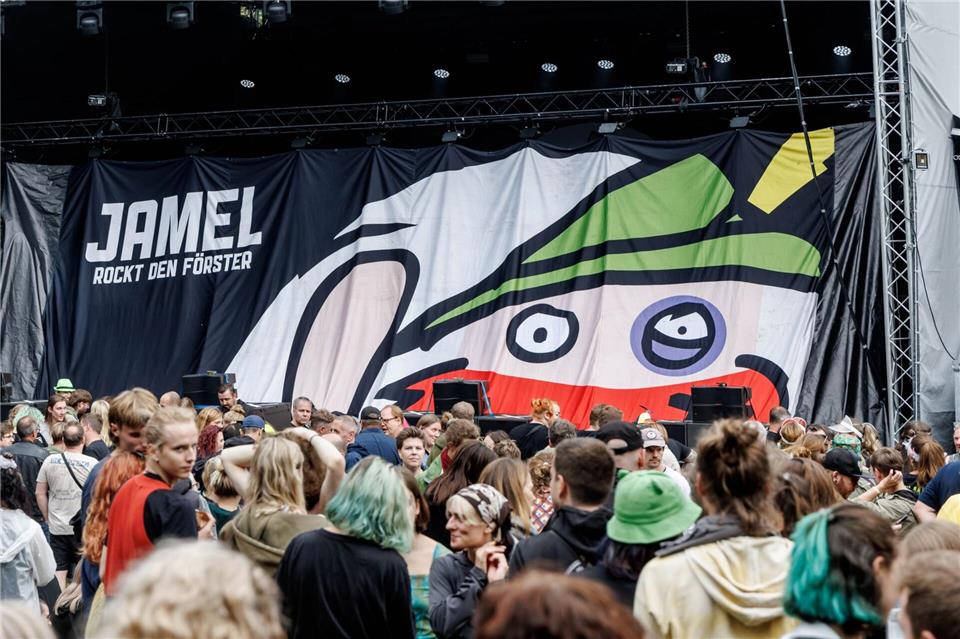 Der Rechtsstreit um das Festival „Jamel rockt den Förster“ geht weiter. (Archivfoto)Markus Scholz/dpa