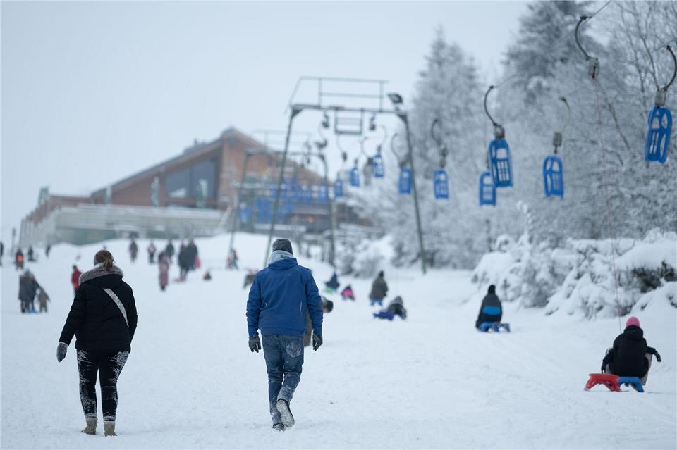 Der Rodellift in Torfhaus ist in Betrieb. (Archivfoto)Swen Pförtner/dpa