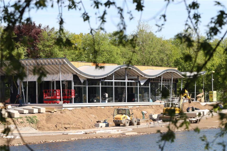 Der Rohbau des R-Cafés ist schon recht weit fortgeschritten.