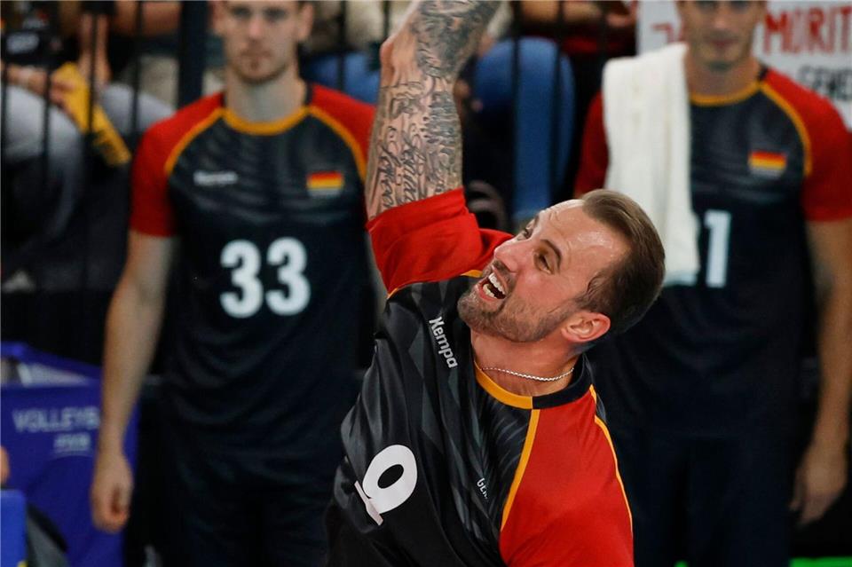 Volleyball-WM: „Opa“ und „kleiner Bruder“ wollen Medaille Der Routinier will es noch mal wissen.Georg Wendt/dpa