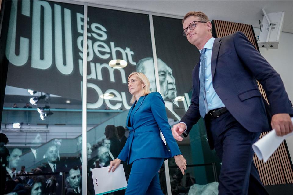 Der Rücktritt von Jens Spahn hat eine Personalrochade ausgelöst. Kay Nietfeld/dpa