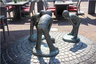 Der Rundgang verbindet elf Kunstwerke.
