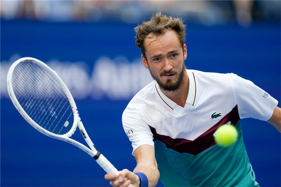 Medwedew trotzt Hitze bei US Open und erreicht Halbfinale  Der Russe Daniil Medwedew erreichte das Halbfinale der US Open.