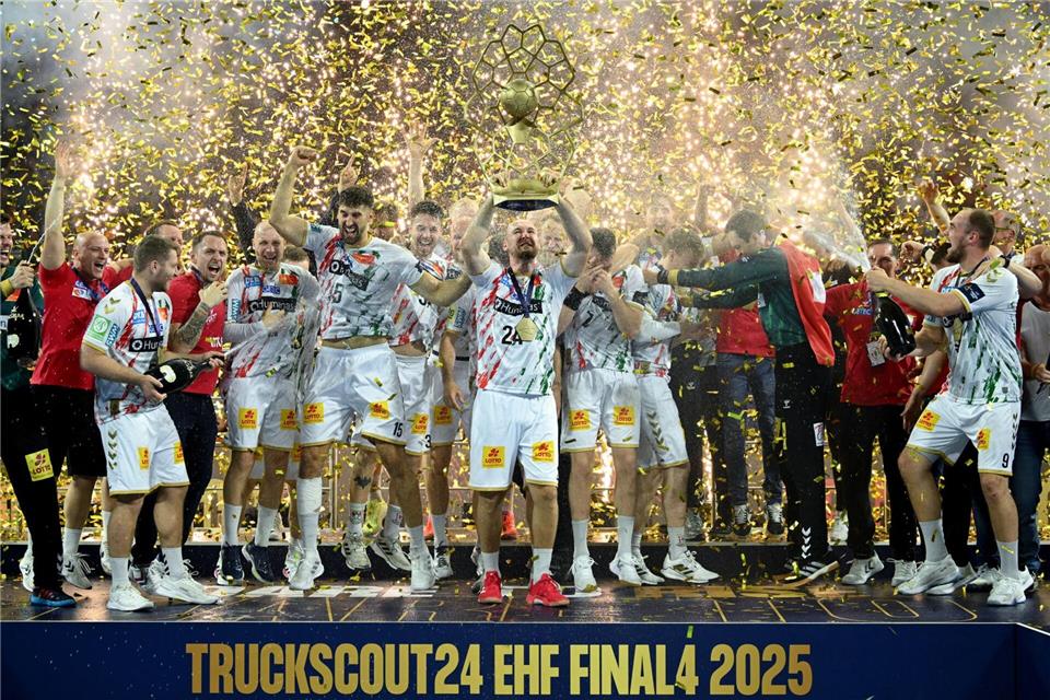 Der SC Magdeburg bejubelt den Triumph in der Champions League.Marius Becker/dpa