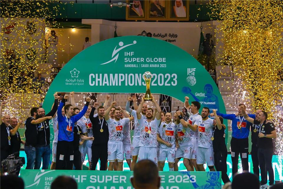 Der SC Magdeburg will bei der Club-WM wie 2023 jubeln.Super Globe Media Team/dpa