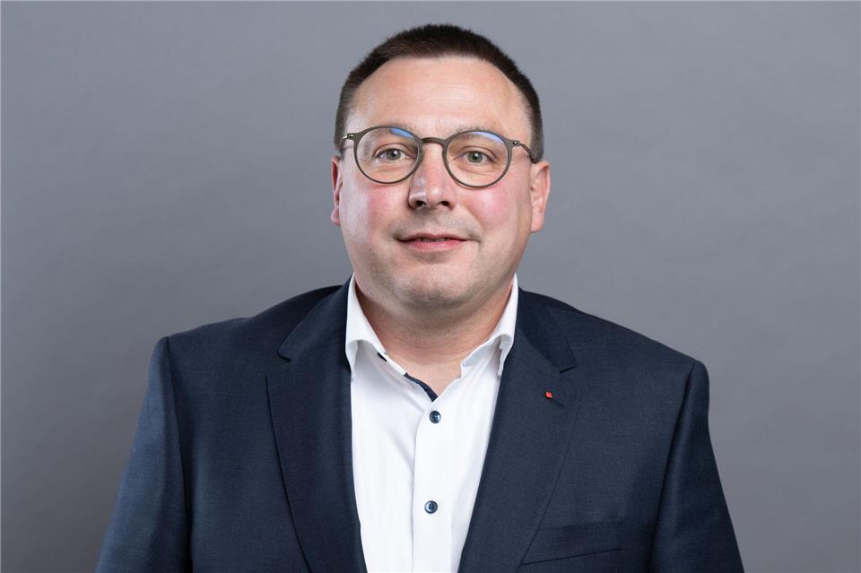 Der SPD-Politiker Gerald Eisenblätter fordert Nachbesserungen an den Kita-Plänen des Bundes (Archivbild).Sebastian Kahnert/dpa