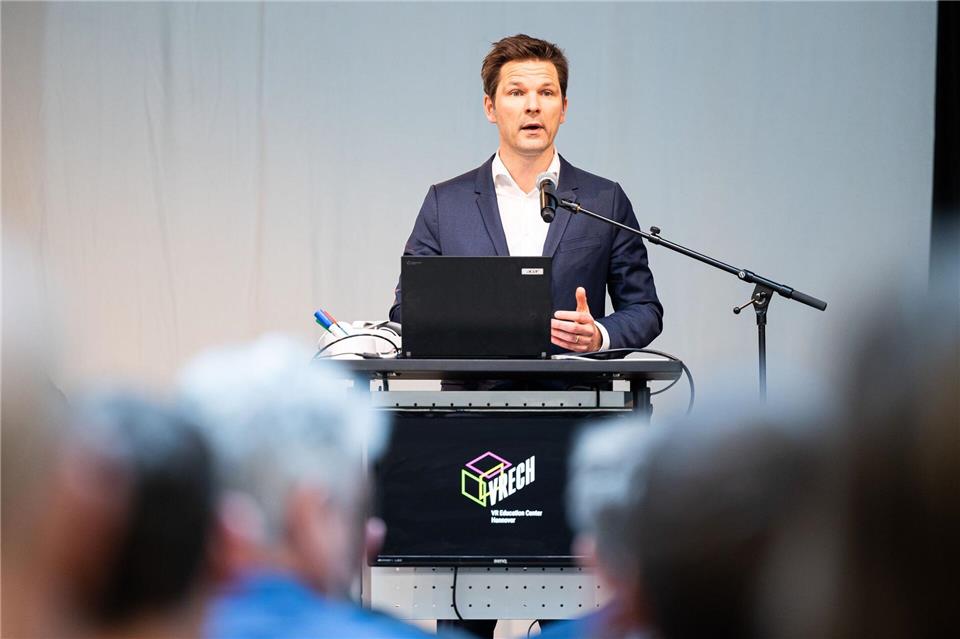 Der SPD-Politiker Steffen Krach ist als Spitzenkandidat für die Wahl zum Berliner Abgeordnetenhaus 2026 im Gespräch. (Archivbild)Michael Matthey/dpa