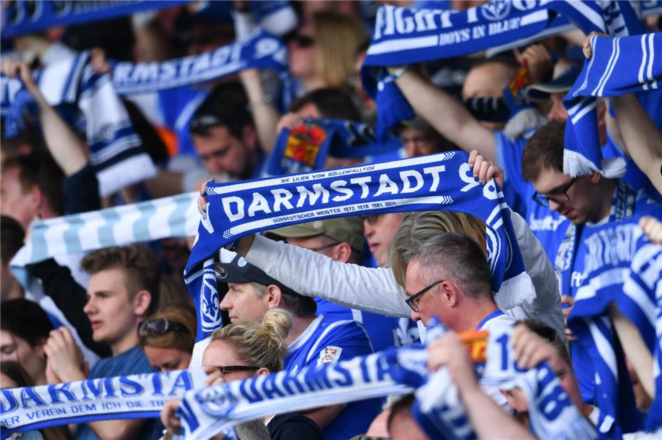 Der SV Darmstadt bekommt einen Neuzugang aus den Niederlanden. (Archivbild)Uwe Anspach/dpa