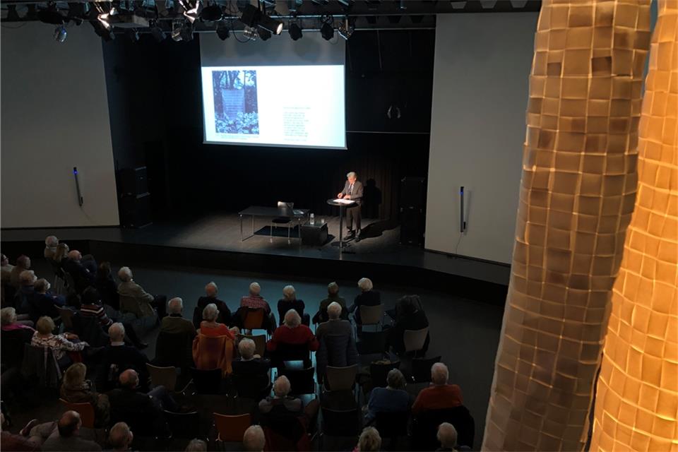 Der Saal im Kulturraum der Montessori-Schule in Gemen war am Donnerstag gut gefüllt. 
