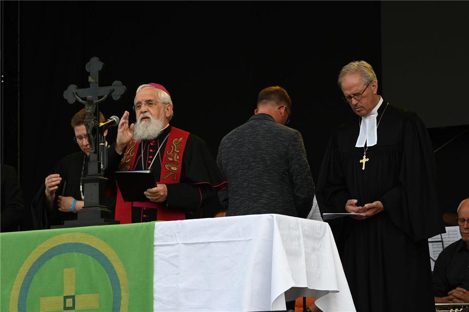 Der Sachsen-Anhalt-Tag ist in Bernburg mit einem ökumenischen Gottesdienst eröffnet worden. Heiko Rebsch/dpa