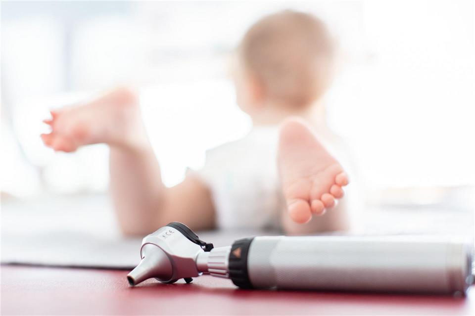 Der Säugling erlitt schwere Verletzungen. (Symbolbild)Friso Gentsch/dpa