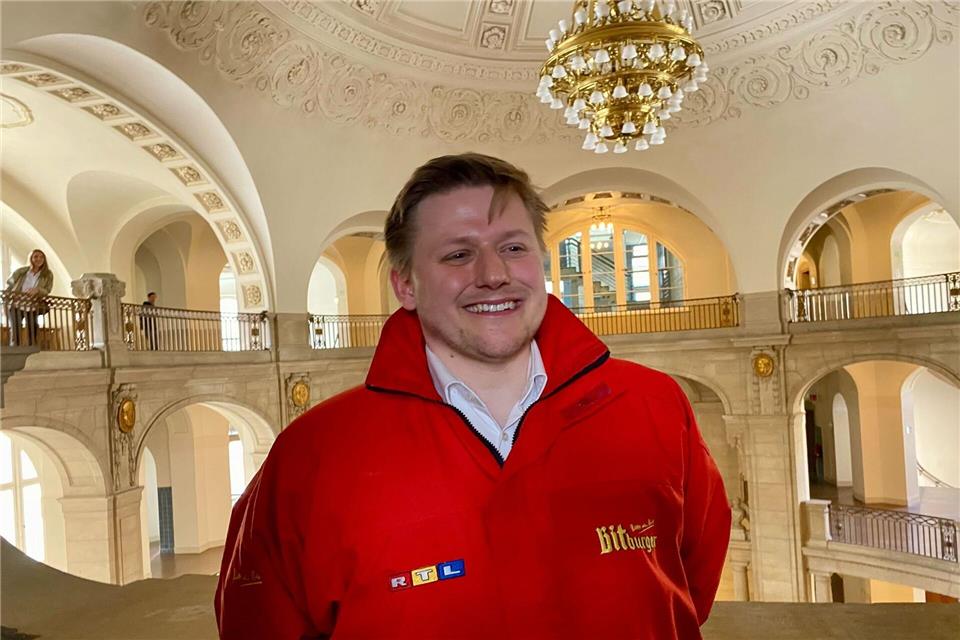 Der Satiriker Sebastian Hotz alias El Hotzo im Kammergericht.Torsten Holtz/dpa