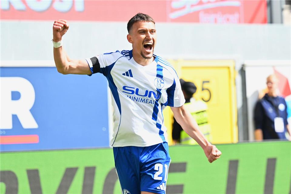 Der Schalker Ljubicic ist für Österreichs WM-Kader nachnominiert worden. (Archivfoto)Swen Pförtner/dpa