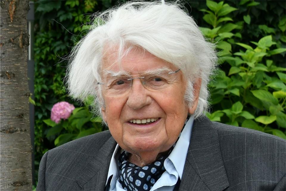 Der Schauspieler Heinz Behrens ist im Alter von 89 Jahren in einem Berliner Krankenhaus gestorben.