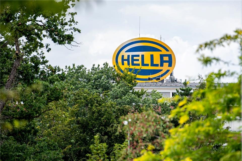 Der Scheinwerferspezialist Hella ist mit einem leichten Umsatzplus ins Jahr gestartet.