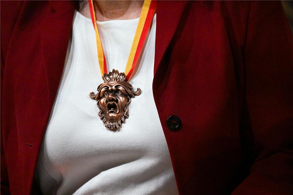 Der Schlappmaulorden wird seit 1989 an schlagfertige Persönlichkeiten aus Politik, Unterhaltung und Gesellschaft verliehen.Pia Bayer/dpa