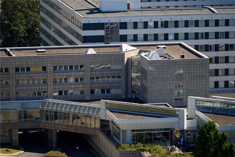 Der Schwellenwert für Einkäufe des Bundeswehr-Beschaffungsamts soll angehoben werden, findet der rheinland-pfälzische Justizminister. (Archivbild)Thomas Frey/dpa