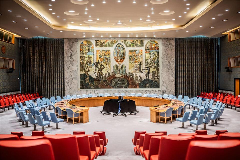 Der Sitzungssaal des UN-Sicherheitsrates in New York - wird Deutschland hier in den kommenden beiden Jahren Platz nehmen können. Michael Kappeler/dpa