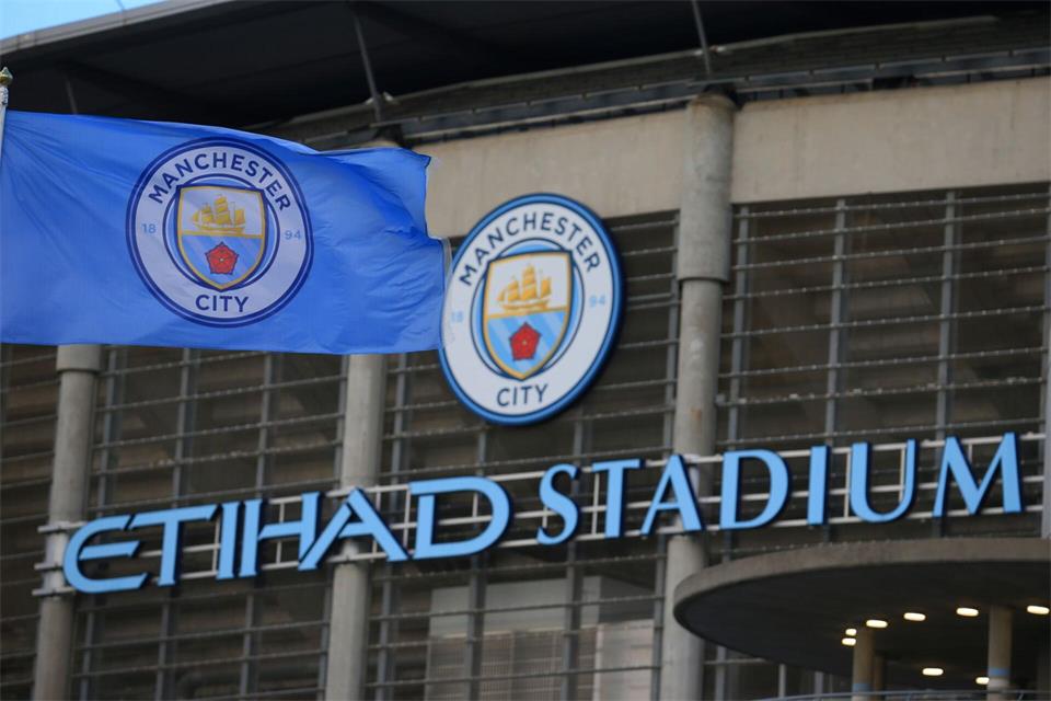 Der Skandal um Man City erschüttert den englischen Fußball. (Archivbild)Lindsey Parnaby/dpa