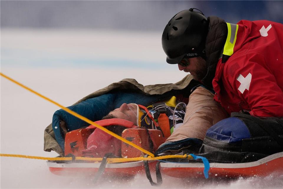 Der Slowene Rok Aznoh stürzte in Beaver Creek schwer.Robert F. Bukaty/AP/dpa