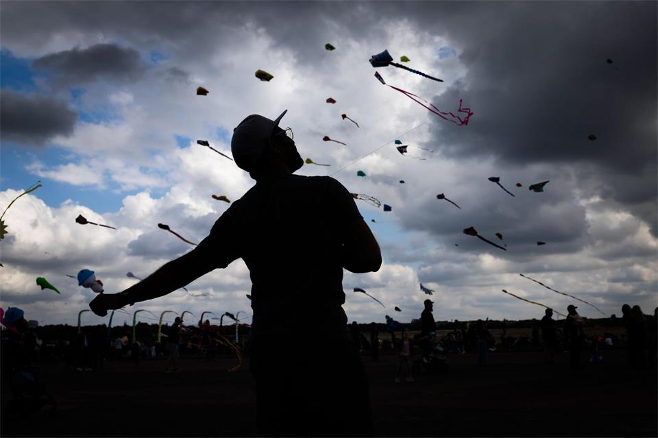 Der Sonntag bringt herbstliches Wetter nach Berlin und Brandenburg. (Symbolbild)Christoph Soeder/dpa