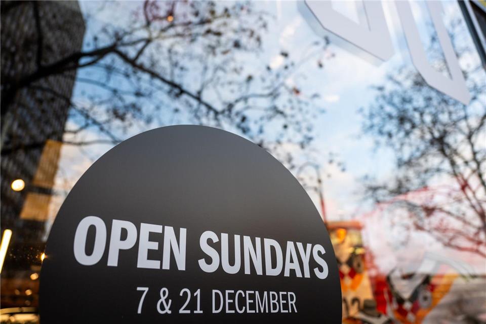 Der Sonntag war einer von zwei verkaufsoffenen Feiertagen in der Adventszeit.Christophe Gateau/dpa