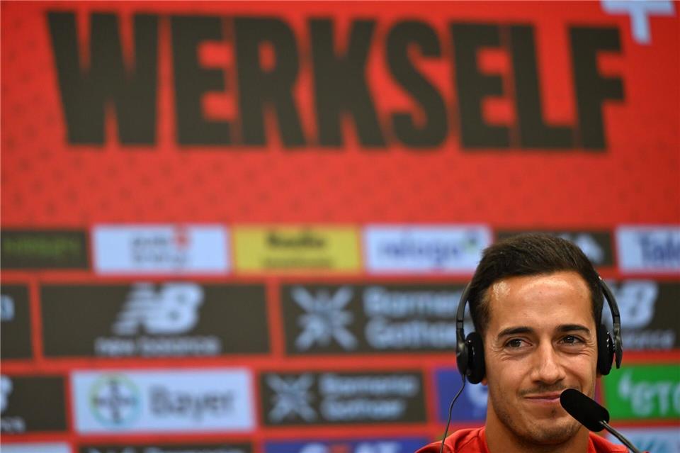 Der Spanier freut sich auf die Bundesliga und seine Zeit in Deutschland. Federico Gambarini/dpa