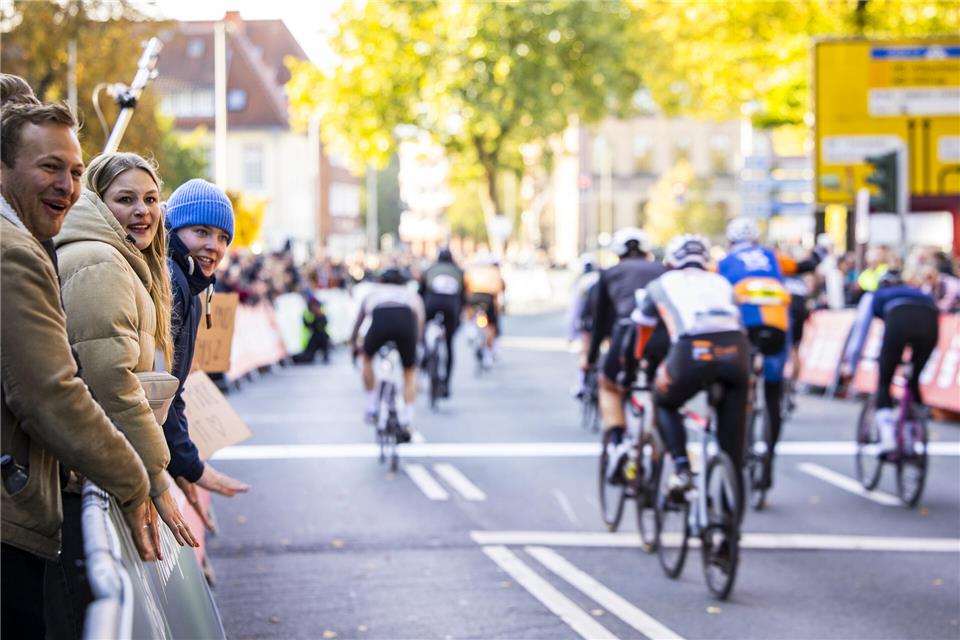 Der Sparkassen Münsterland Giro 2025 elektrisiert am Freitag auch wieder Radsportfans aus dem Kreis Borken – auf und neben der Strecke.