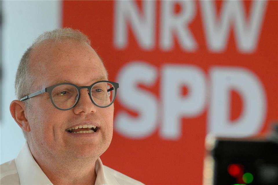 Der Spitzenkandidat der SPD Nordrhein-Westfalen für die Landtagswahl 2027, Jochen Ott, will keinen innerparteilichen Personalstreit.Roberto Pfeil/dpa