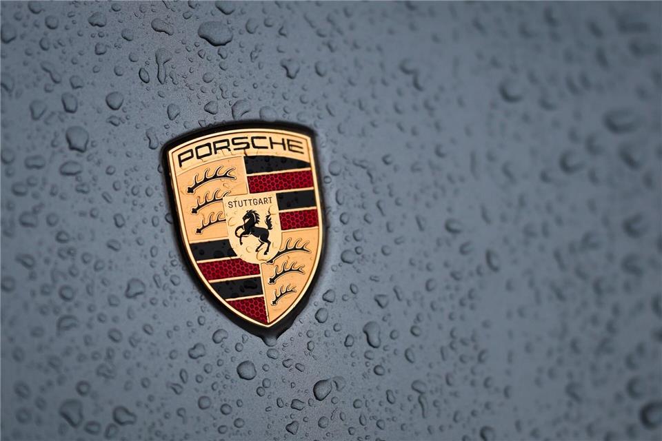Der Sportwagenbauer Porsche hat Geschäftszahlen vorgelegt. (Archivbild)Christoph Schmidt/dpa