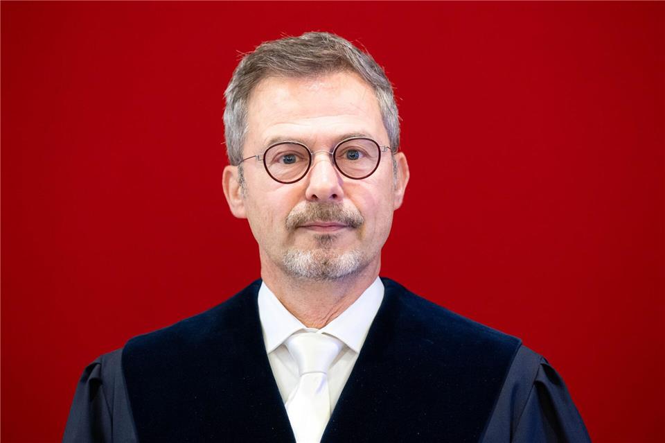 Staatsgerichtshof rügt Bremens Umgang mit neuen Schulden Der Staatsgerichtshof ordnete die Klimakrise als außergewöhnliche Notsituation ein. (Archivbild)Sina Schuldt/dpa