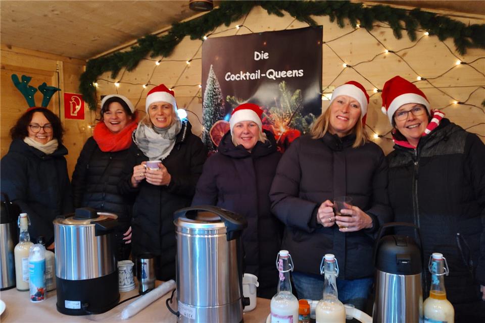 Der Stammtisch „Cocktail Queens“ wird sich auch bei den „Hülstener Lichtern“ engagieren.