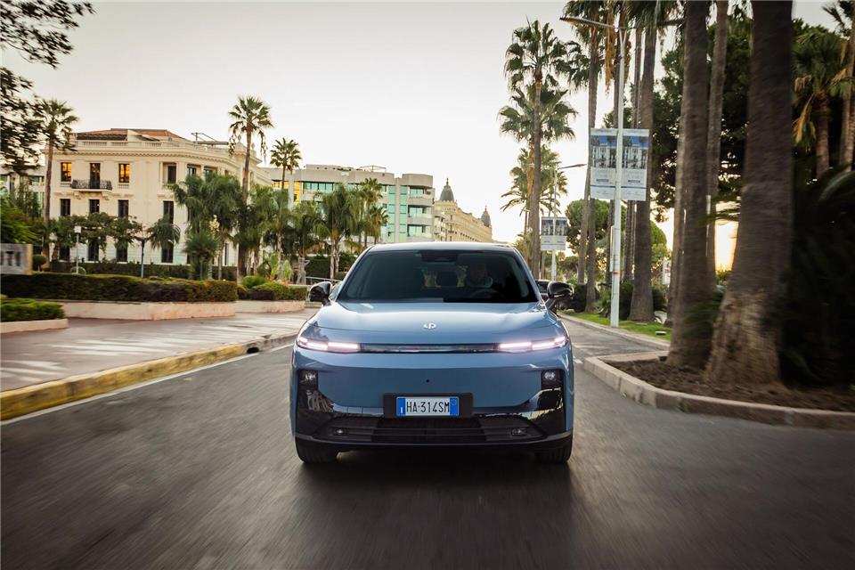 Der Start ist gemacht - und bis zur nächsten Ladestation darf es bei maximal 434 Kilometer auch zumindest ein Weilchen dauern.Leapmotor/dpa-tmn