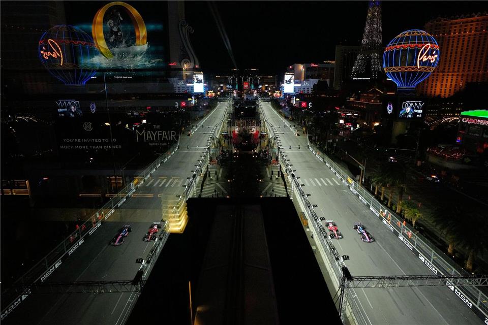 Der Strip in Las Vegas zählt zu den optischen Highlights der Strecke. John Locher/AP/dpa