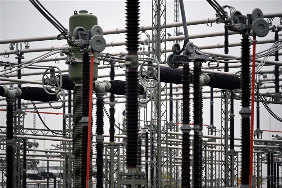 Der Stromverbrauch im 50Hertz-Übertragungsgebiet ist im vergangenen Jahr erneut leicht gesunken. (Archivbild)Lilli Förter/dpa