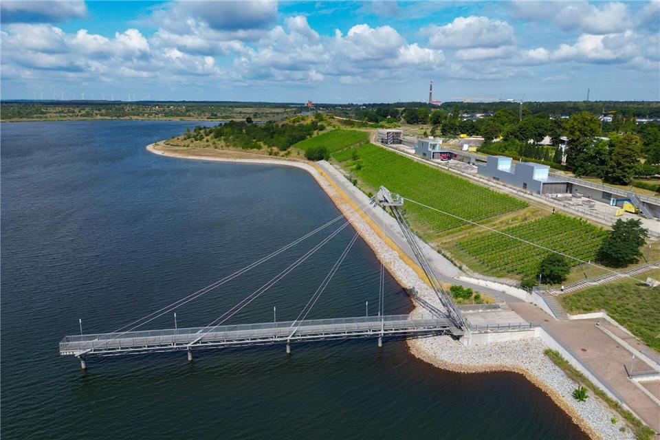 Der Strukturwandel in der Lausitz kommt aus Sicht der Regierung gut voran. (Archivbild)Patrick Pleul/dpa