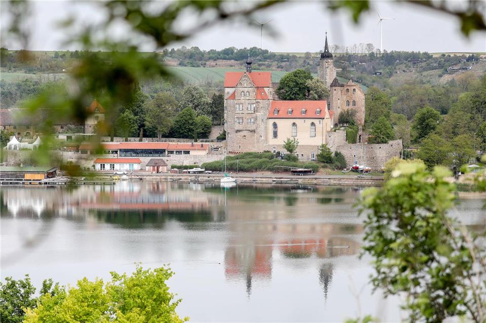 Der Süße See im Mansfelder Land ist von Weinbergen umgeben und bietet mehrere Badestellen. (Archivbild) Jan Woitas/dpa-Zentralbild/dpa