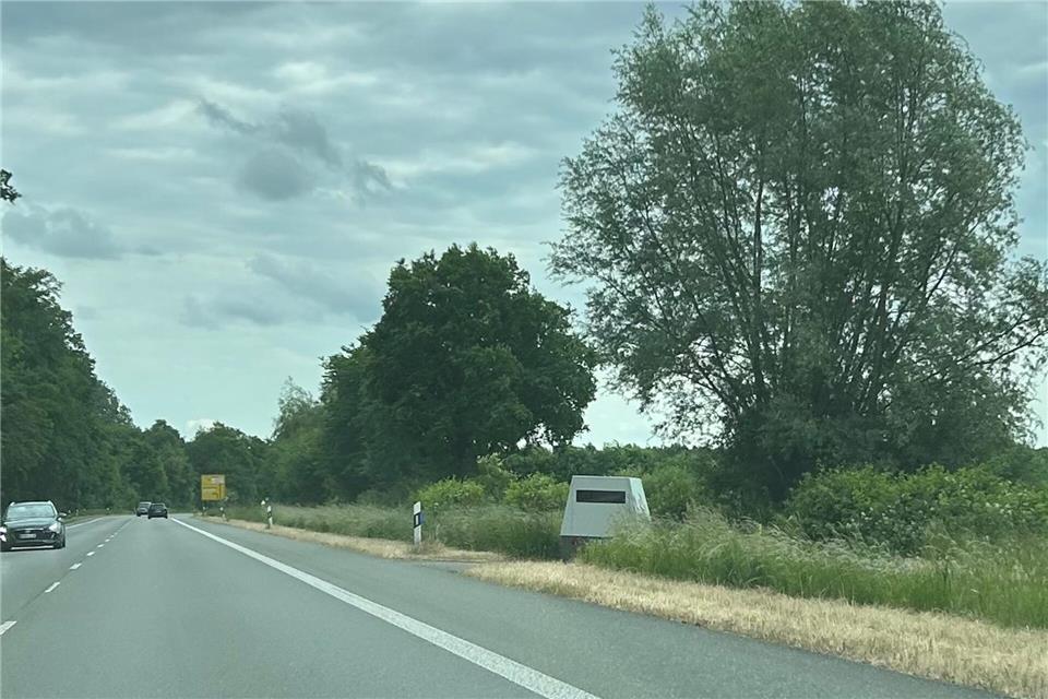 Der Super-Blitzer soll in dieser Woche an der Borkener Straße in Heiden stehen.